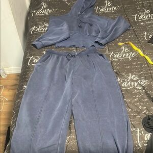 Stylish Blue Women's Hoodie and Pants Set